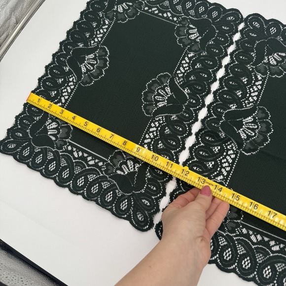 Vintage Green Lace Placemats & Table Runners Set 5 Floral Scalloped Decor - Picture 7 of 16